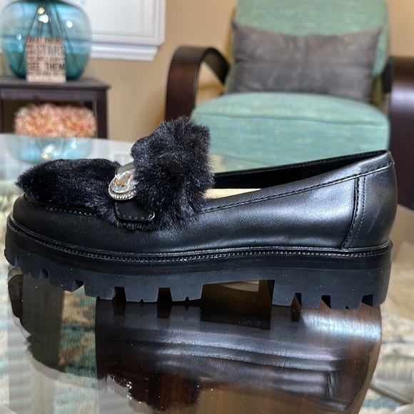 NWOB 🔥 Kate Spade Posh Winter Black‎ Leather Faux Fur Preppy Loafers Size 8 - Picture 7 of 15